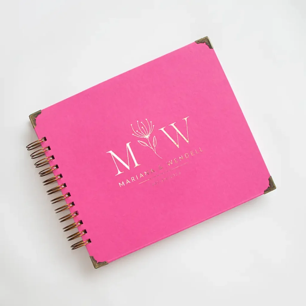 Livro para Fotos e Mensagens de Casamento - Saurá Fúcsia