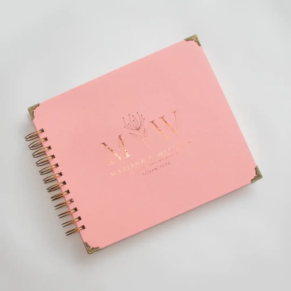 Livro para Fotos e Mensagens de Casamento - Saurá Goiaba