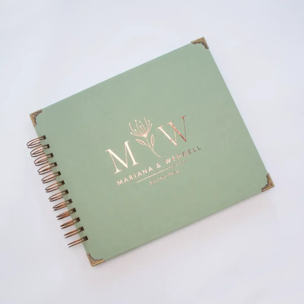 Livro para Fotos e Mensagens de Casamento - Saurá Oliva